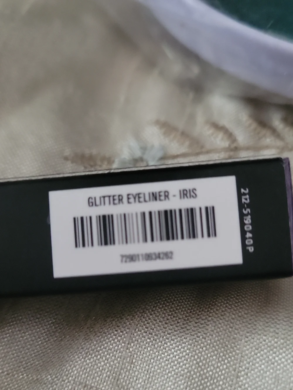 IL MAKIAGE Purple Glitter Eyeliner Pencil